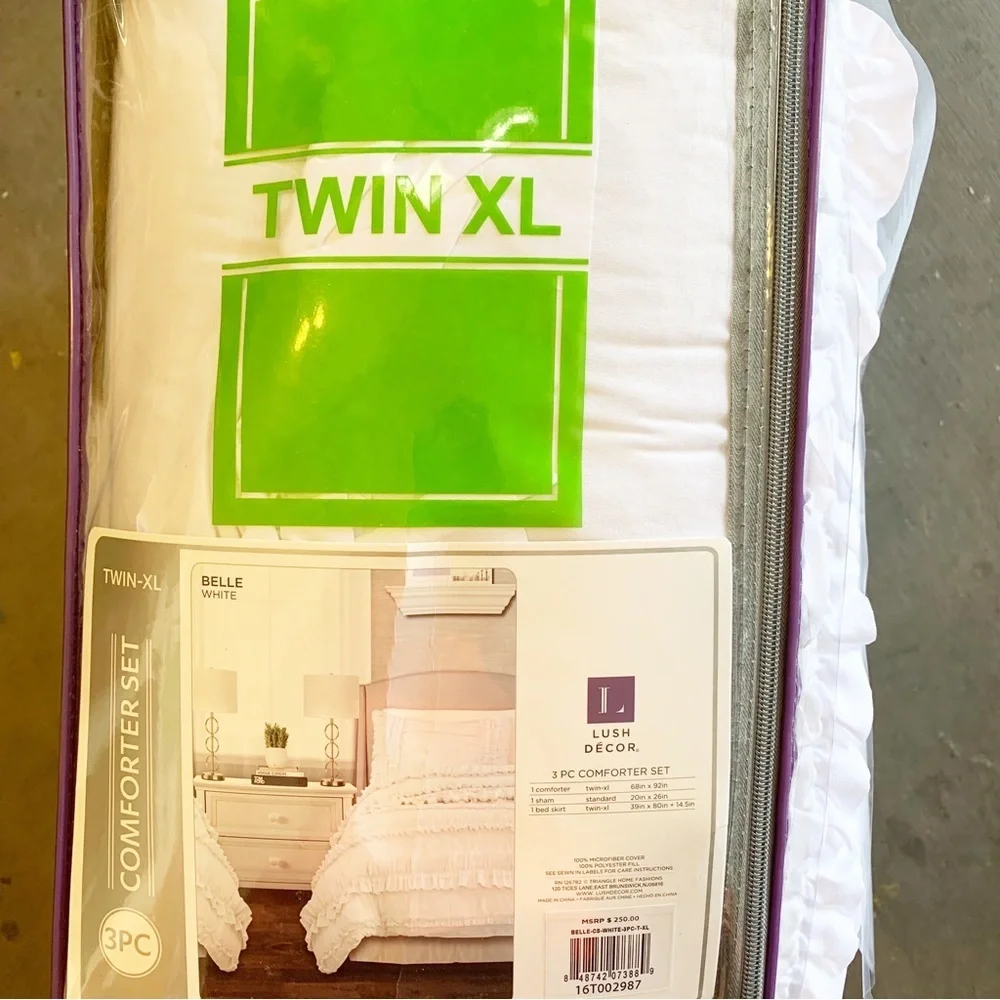 Lush Decor Belle White Comforter 3 Piece Set! Twin XL